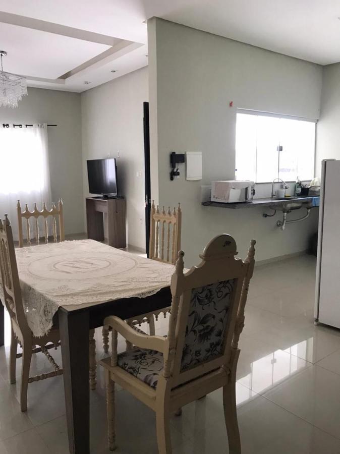 Casa Ampla E Confortavel Proximo Ao Centro 科龙巴 外观 照片
